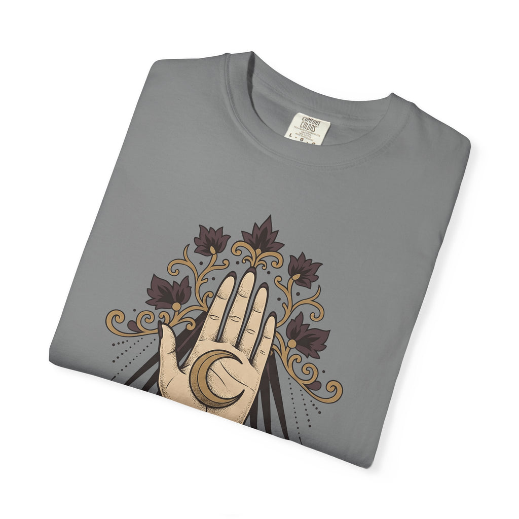Magical Palm T-Shirt Boho Chic Metaphysical Gift Women Bohemian T-Shirt Palmistry T-Shirt Boho Fan Hippie T-Shirt Spiritual Graphic Retro Half Moon