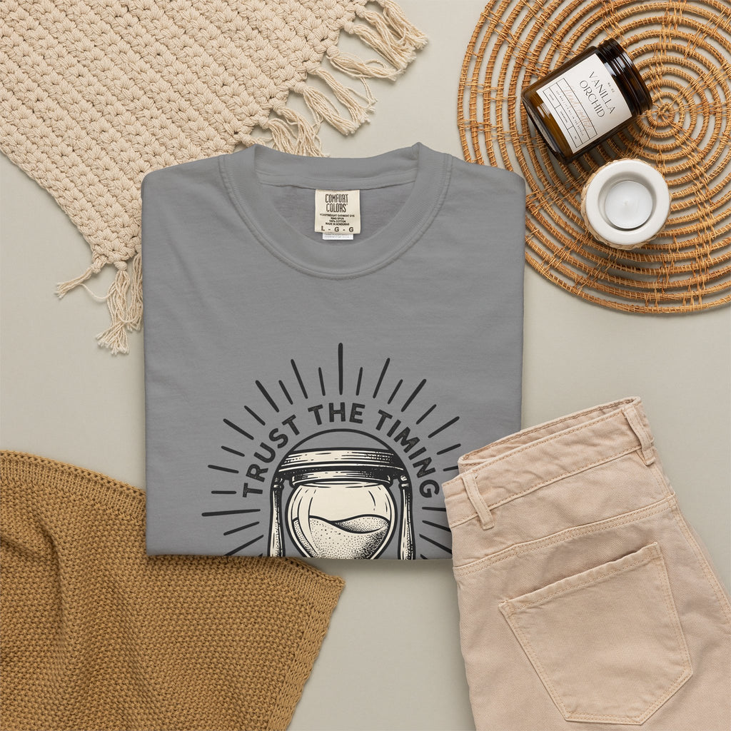 Hourglass T-Shirt Boho Chic Spiritual Gift Women Tattoo T-Shirt Sandtimer T-Shirt Bohemian Enthusiast Ink T-Shirt Mystical Graphic Vintage Stars