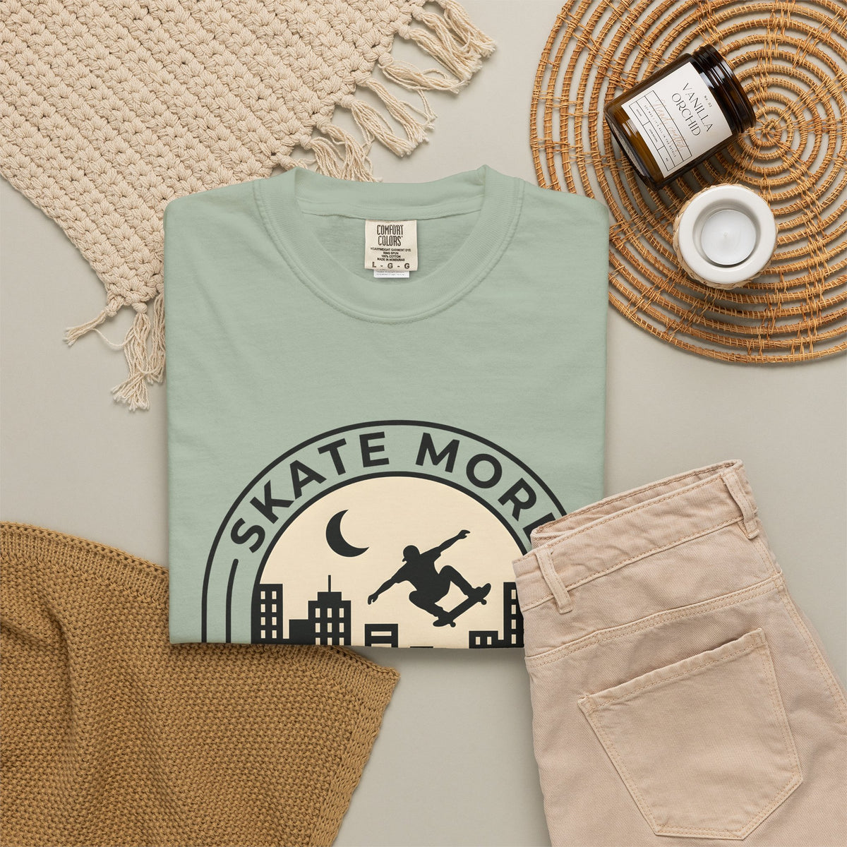 Skate Silhouette T-Shirt Skateboarding City Gift Women Modern Graphic T-Shirt Skater T-Shirt Sk8 Fan Urban Graphic Design Illustration Vintage