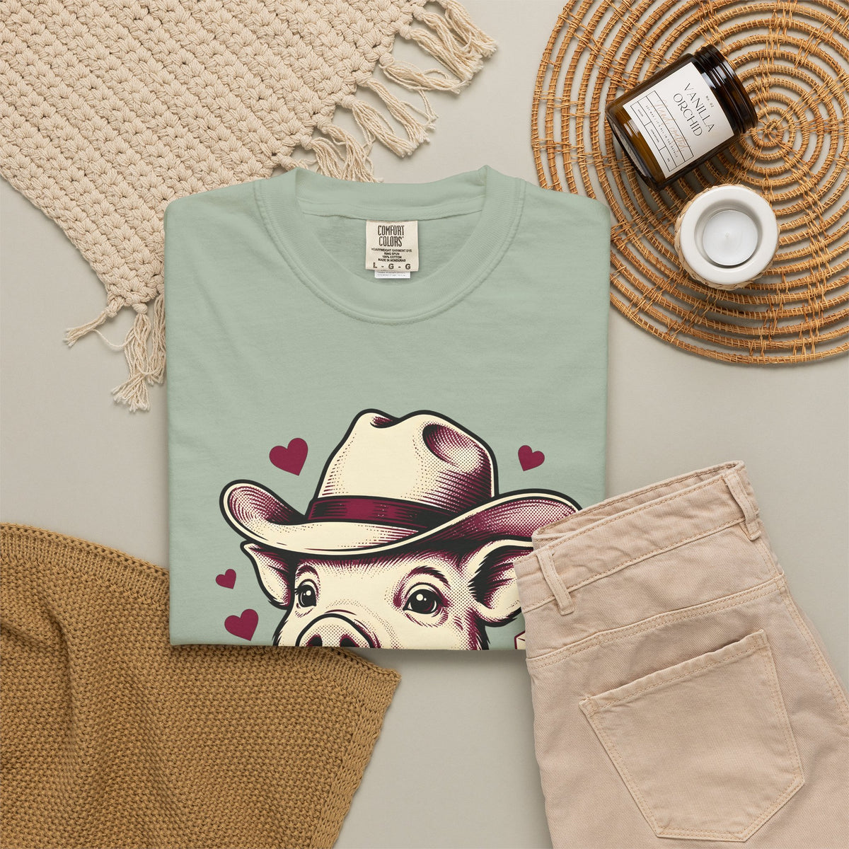Pig Rancher Hat T-Shirt Funny Fauna Gift Women Classic T-Shirt Farmer Hat T-Shirt Humor Fan Retro T-Shirt Wildlife Graphic Line Art Heart Icons