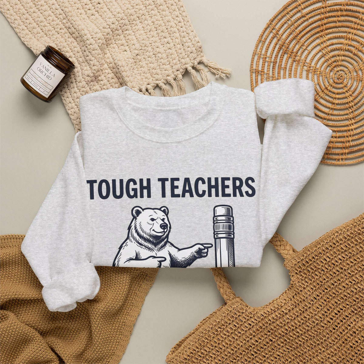 Bear Pen Sweatshirt Teachers Wildlife Gift Women Sketch Sweatshirt Pen Holder Sweatshirt Educator Enthusiast Drawing Illustration Retro Classroom Sweatshirt