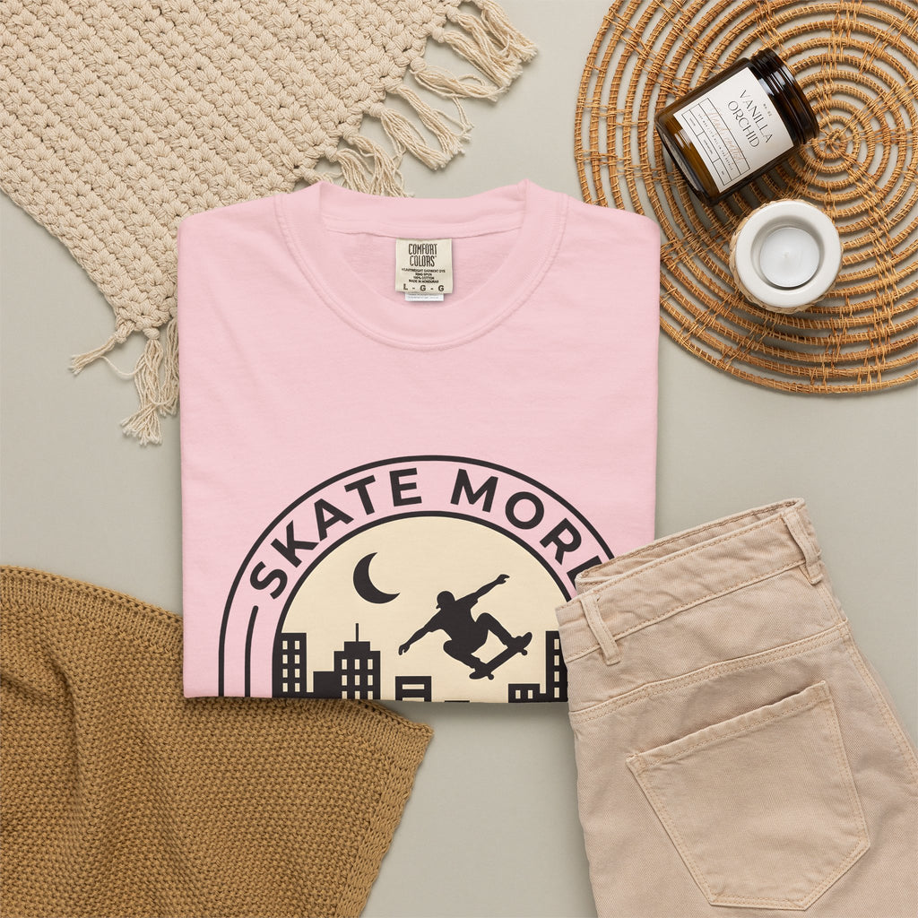 Skate Silhouette T-Shirt Skateboarding City Gift Women Modern Graphic T-Shirt Skater T-Shirt Sk8 Fan Urban Graphic Design Illustration Vintage