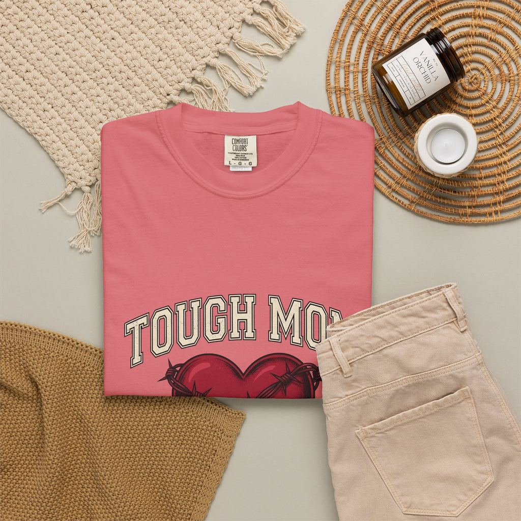 Romance Wire Fence T-Shirt Moms Event Gift Women Illustrative T-Shirt Fencing T-Shirt Mother Fan Illustrated T-Shirt Party Graphic Hand Drawn Wire