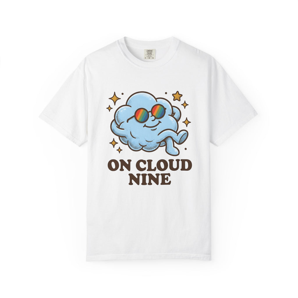 Smiling Cloud Boho Chic Inspiration Gift Comic Cloud Hippie Fan Cartoon Motivational Vintage T-Shirt