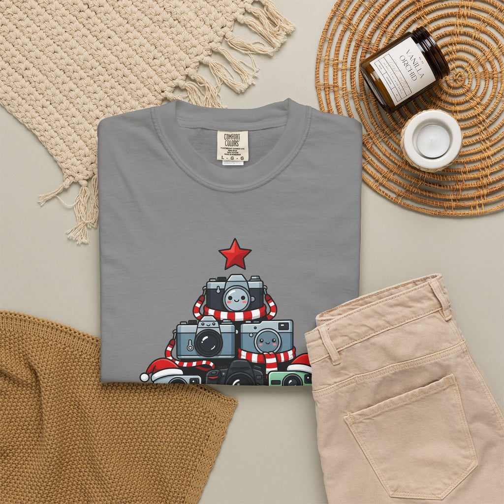 Camera Tree Christmas Photography Gift Kawaii Tree Camera Xmas Enthusiast Cute Photographic T-Shirt