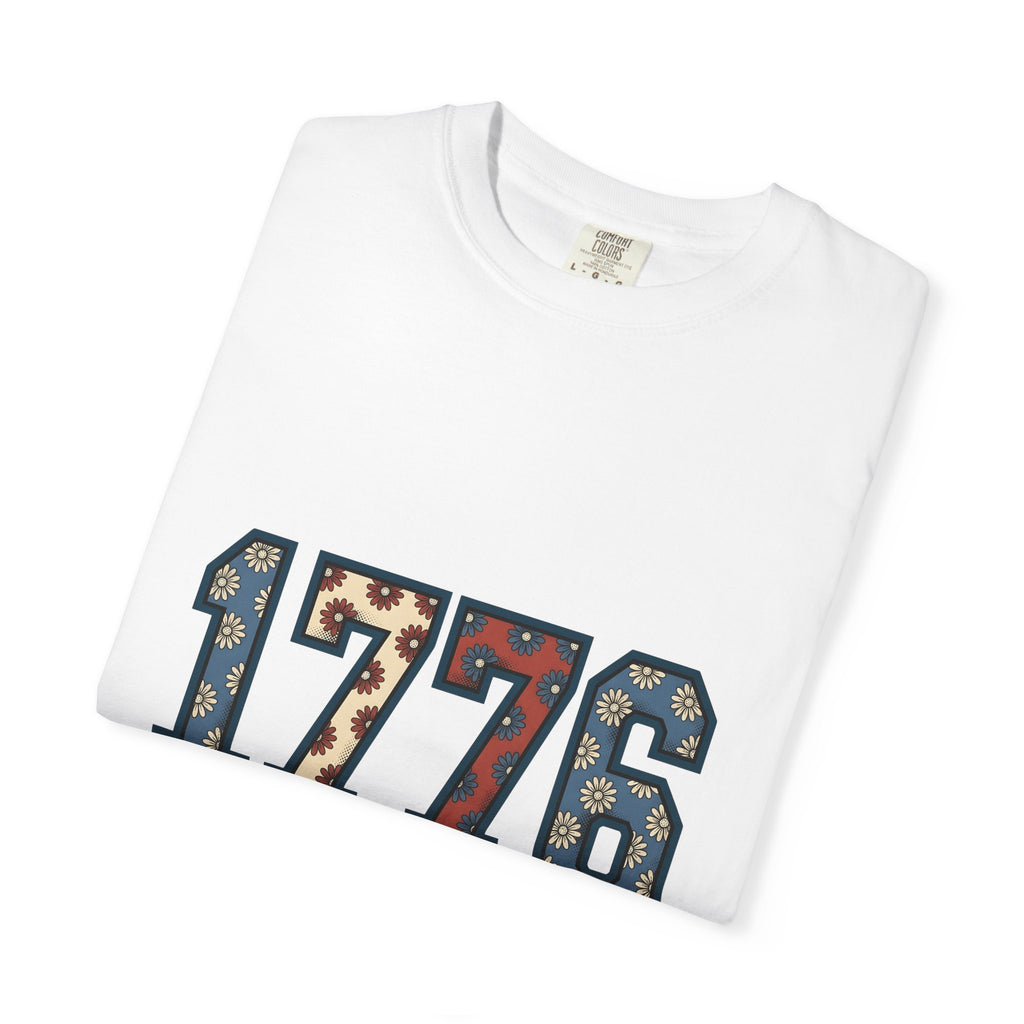 Floral Numerals T-Shirt 4th Of July Freedom Gift Women Vintage T-Shirt Number T-Shirt Independence Fan Distressed Graphic T-Shirt Retro Daisy