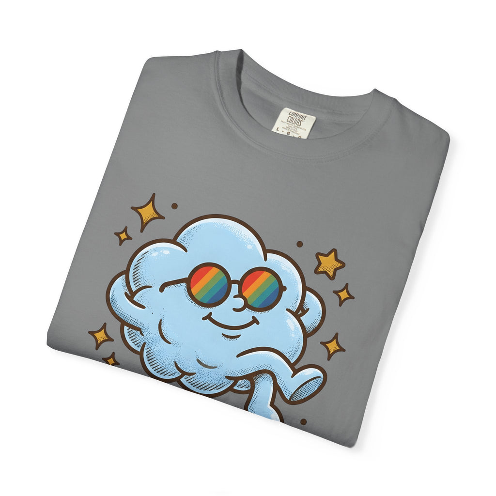 Smiling Cloud Boho Chic Inspiration Gift Comic Cloud Hippie Fan Cartoon Motivational Vintage T-Shirt