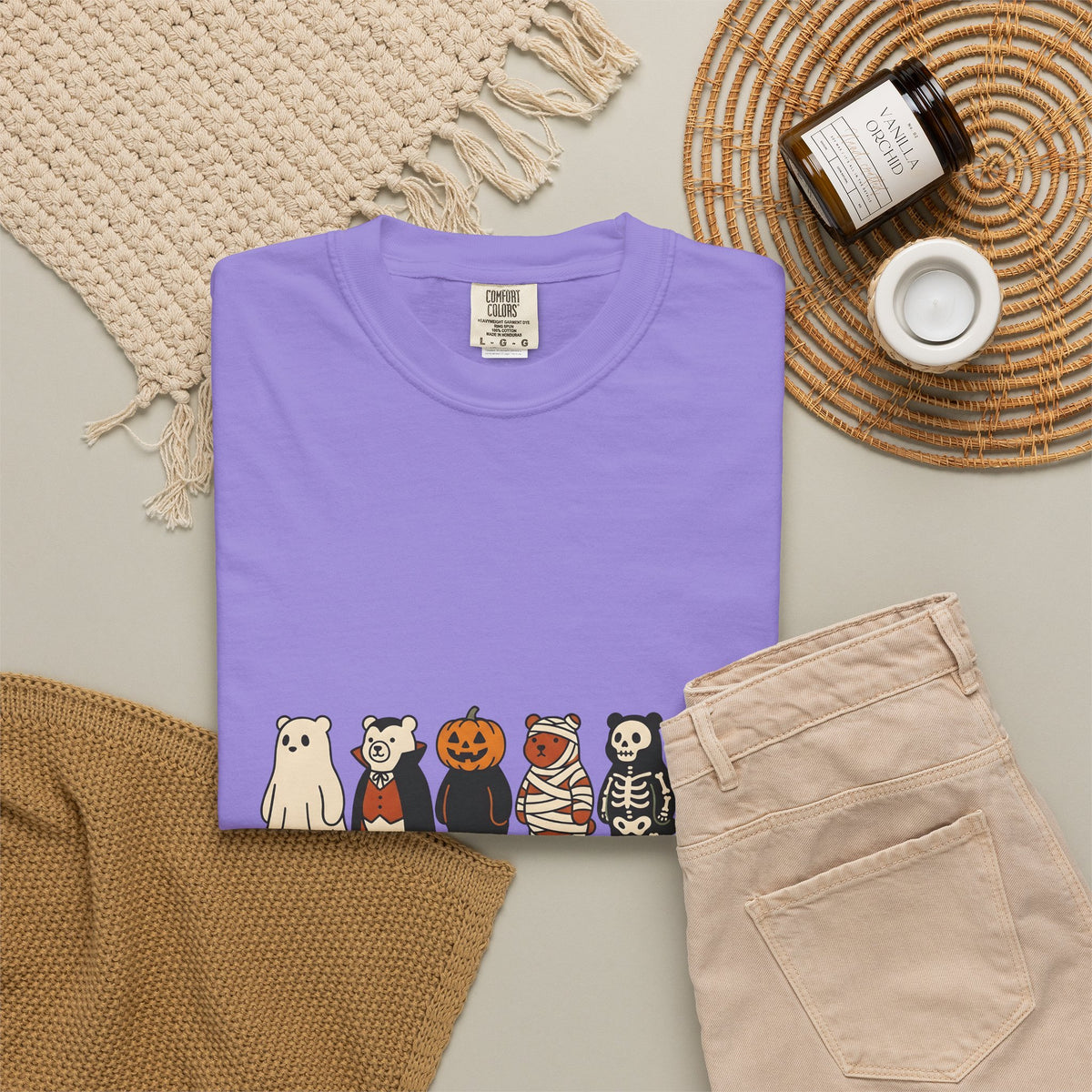 Bear Outfit T-Shirt Halloween Wildlife Gift Women Comic T-Shirt Teddy T-Shirt Halloween Fan Cartoon T-Shirt Animal Graphic Chibi Jack-O-Lantern