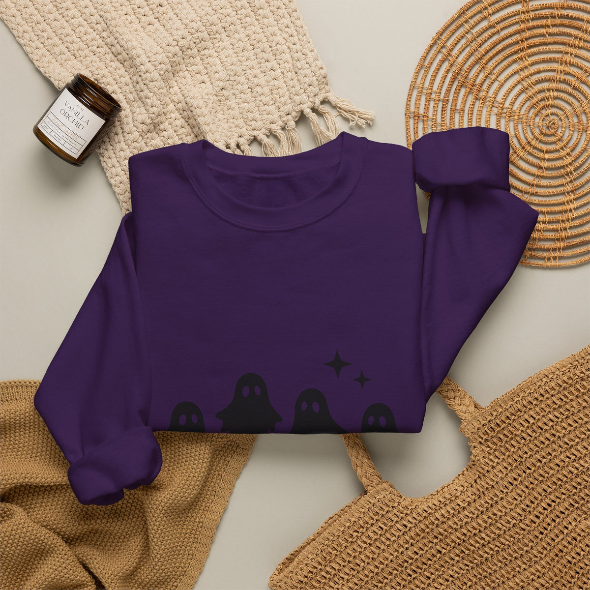 Ghost Halloween Spooky Gift Minimalist Specter Horror Fan Ghostly Creepy Silhouette Sweatshirt