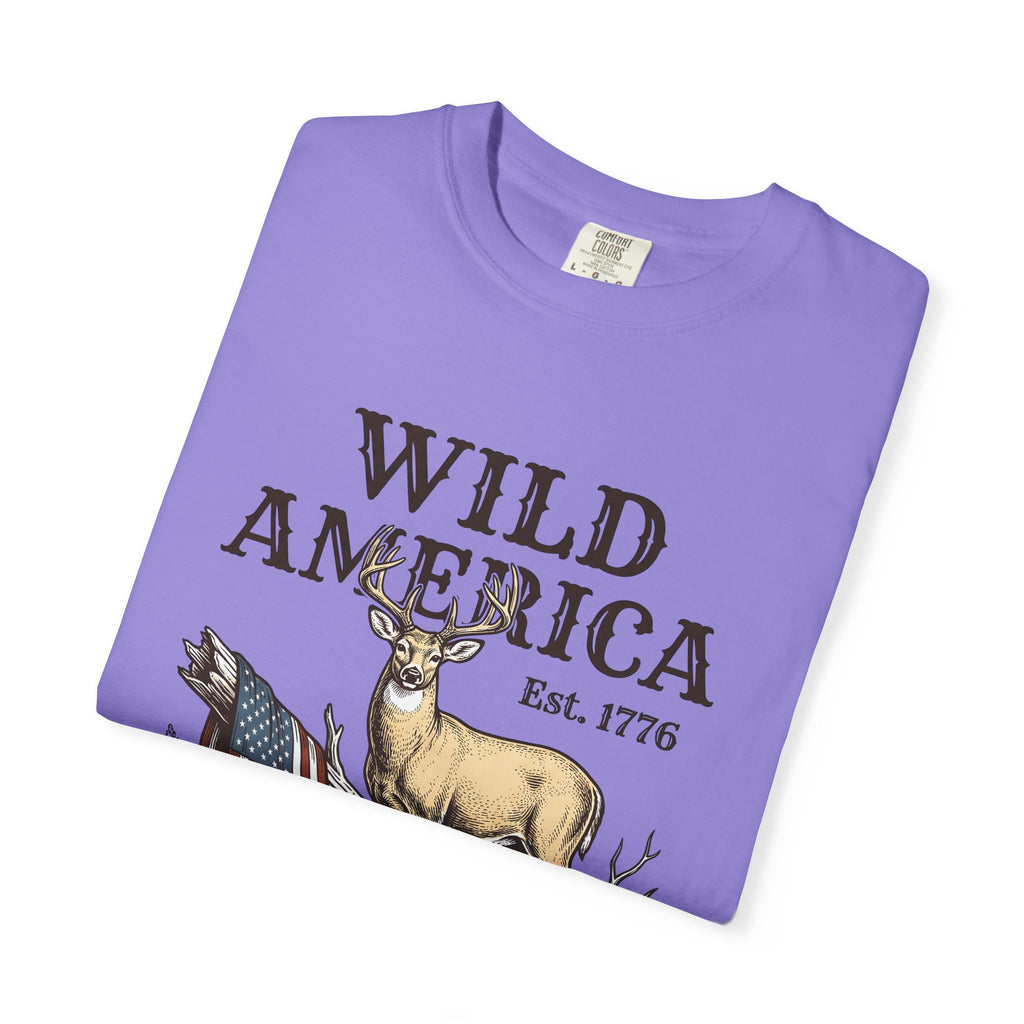 Deer Artwork America Liberty Gift Antique Fawn American Fan Vintage Freedom Doodle National Flag T-Shirt