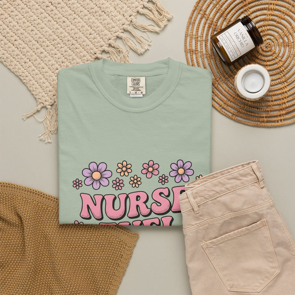 Flower Graphic T-Shirt Nurses Floral Gift Women Groovy T-Shirt Illustration T-Shirt Nurse Enthusiast Psychedelic T-Shirt Botanical Graphic Floral