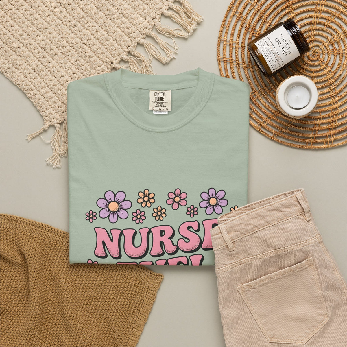 Flower Graphic T-Shirt Nurses Floral Gift Women Groovy T-Shirt Illustration T-Shirt Nurse Enthusiast Psychedelic T-Shirt Botanical Graphic Floral