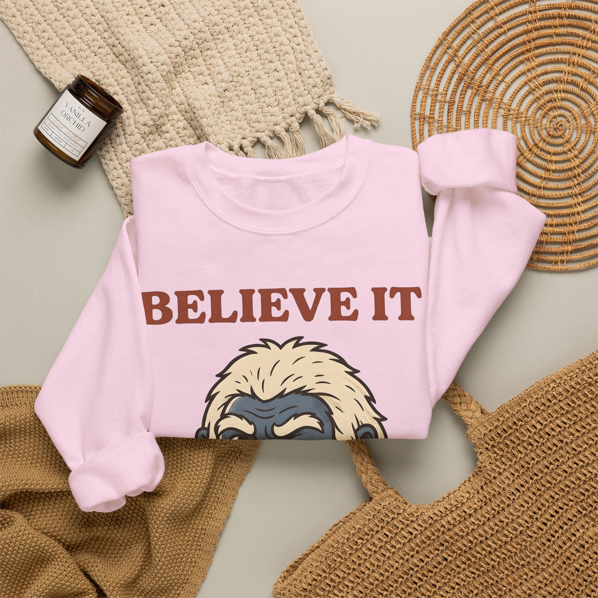Abominable Snowman Face Sweatshirt Christmas Jokes Gift Women Comic Sweatshirt Yeti Sweatshirt Xmas Fan Cartoon Sweatshirt Pun Graphic Retro Holiday Lights