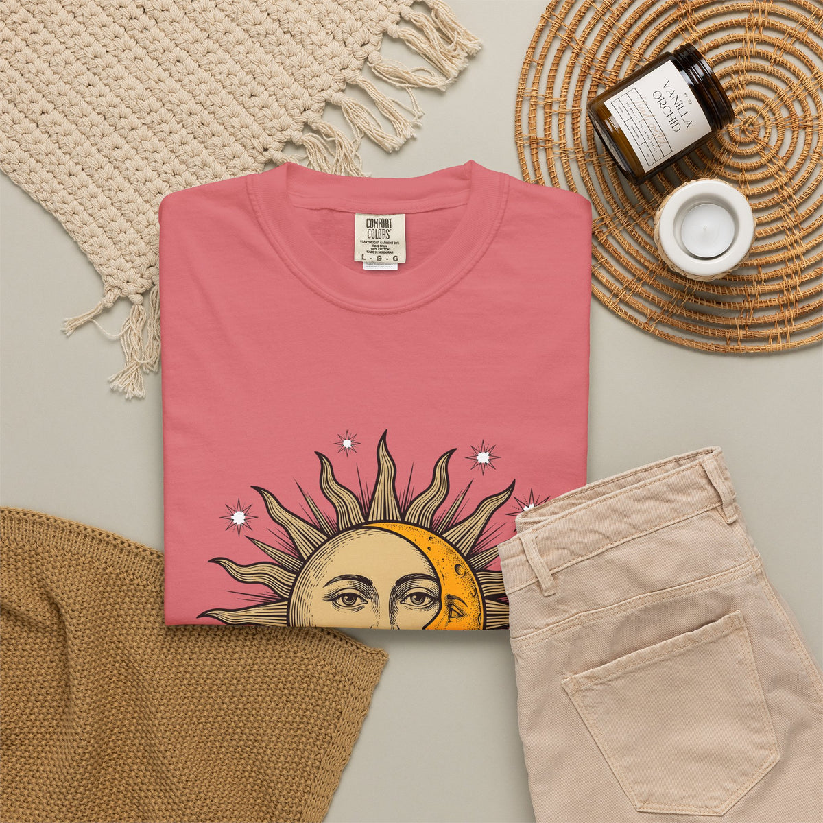 Sun Moon Faces T-Shirt Celestial Zodiac Gift Women Hippie T-Shirt Moonface T-Shirt Galaxy Fan Cosmic T-Shirt Astrology Graphic Retro Stars T-Shirt