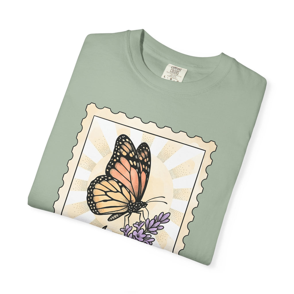 Moth Flower Butterfly Plant Gift Hippie Flower Butterfly Enthusiast Bohemian Floral Classic T-Shirt