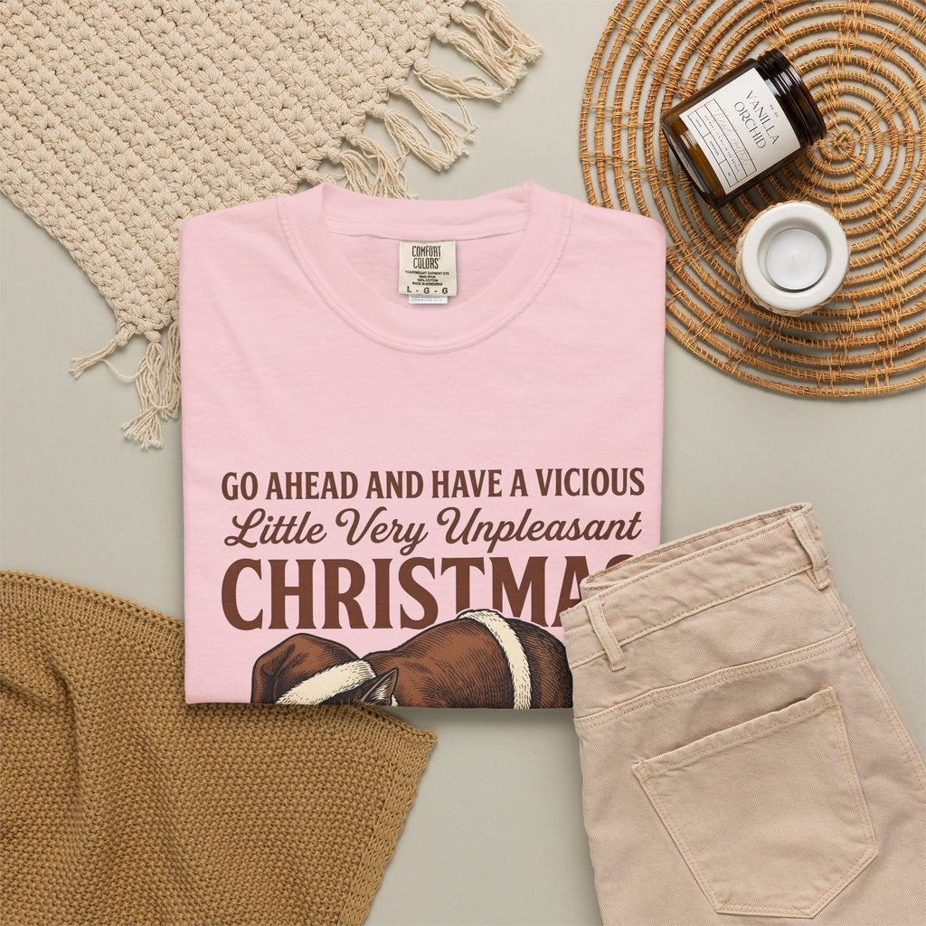 Santa Cat Cat Christmas Gift Vintage Christmas Cat Cat Fan Retro Holiday Hand Drawn T-Shirt