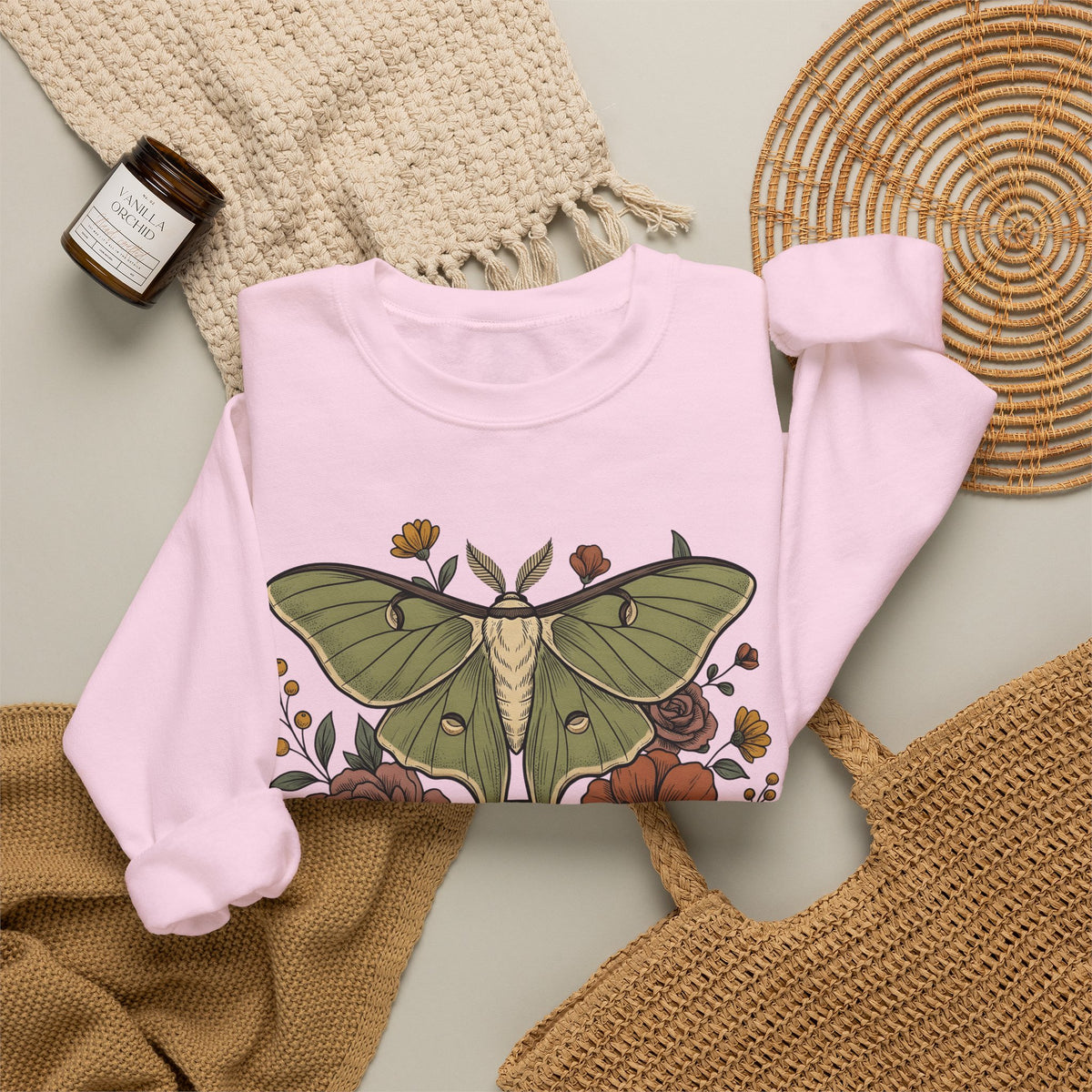 Luna Butterfly Sweatshirt Halloween Occult Gift Women Leaf Sweatshirt Butterfly Sweatshirt Horror Fan Spirit Sweatshirt Mystic Graphic Classic Magic Orb Sweatshirt
