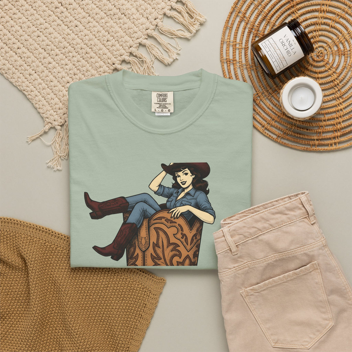 Cowgirl Boot Cowgirl Rodeo Gift Retro Boot Cowgirl Fan Western Rodeo Hand Drawn Hat T-Shirt