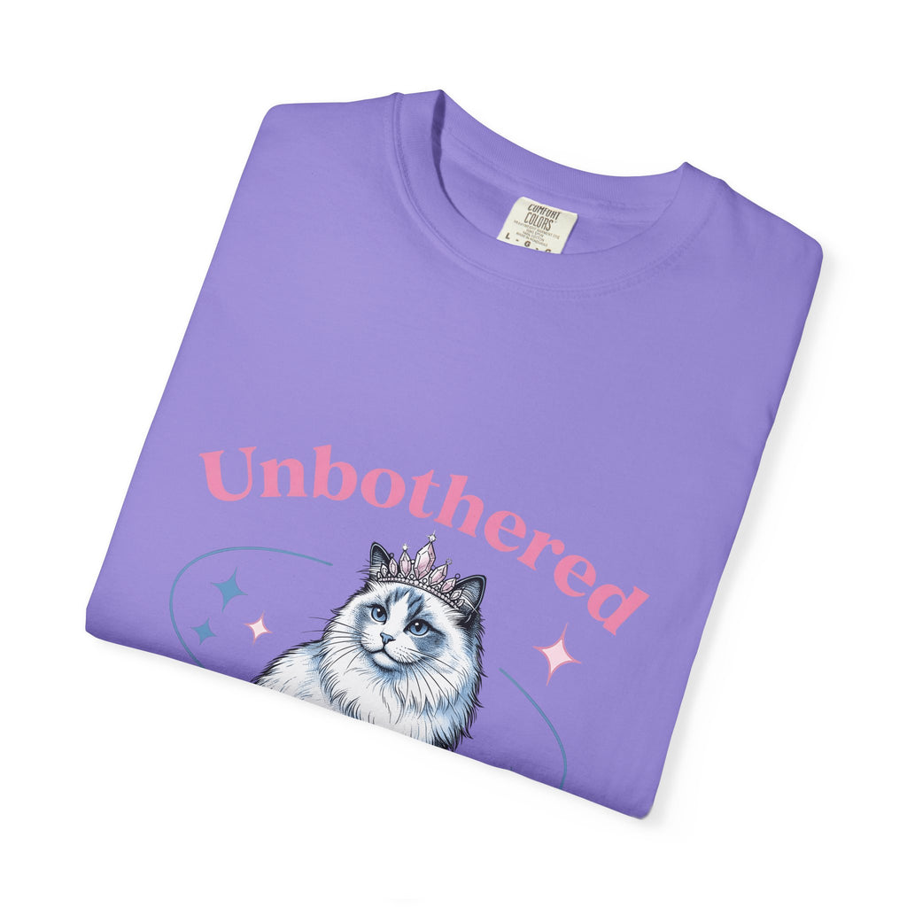 Crowned Cat T-Shirt Cat Princess Gift Women Trending T-Shirt Kitty T-Shirt Cat Fan Feline T-Shirt Royal Graphic Vintage Sparkle T-Shirt