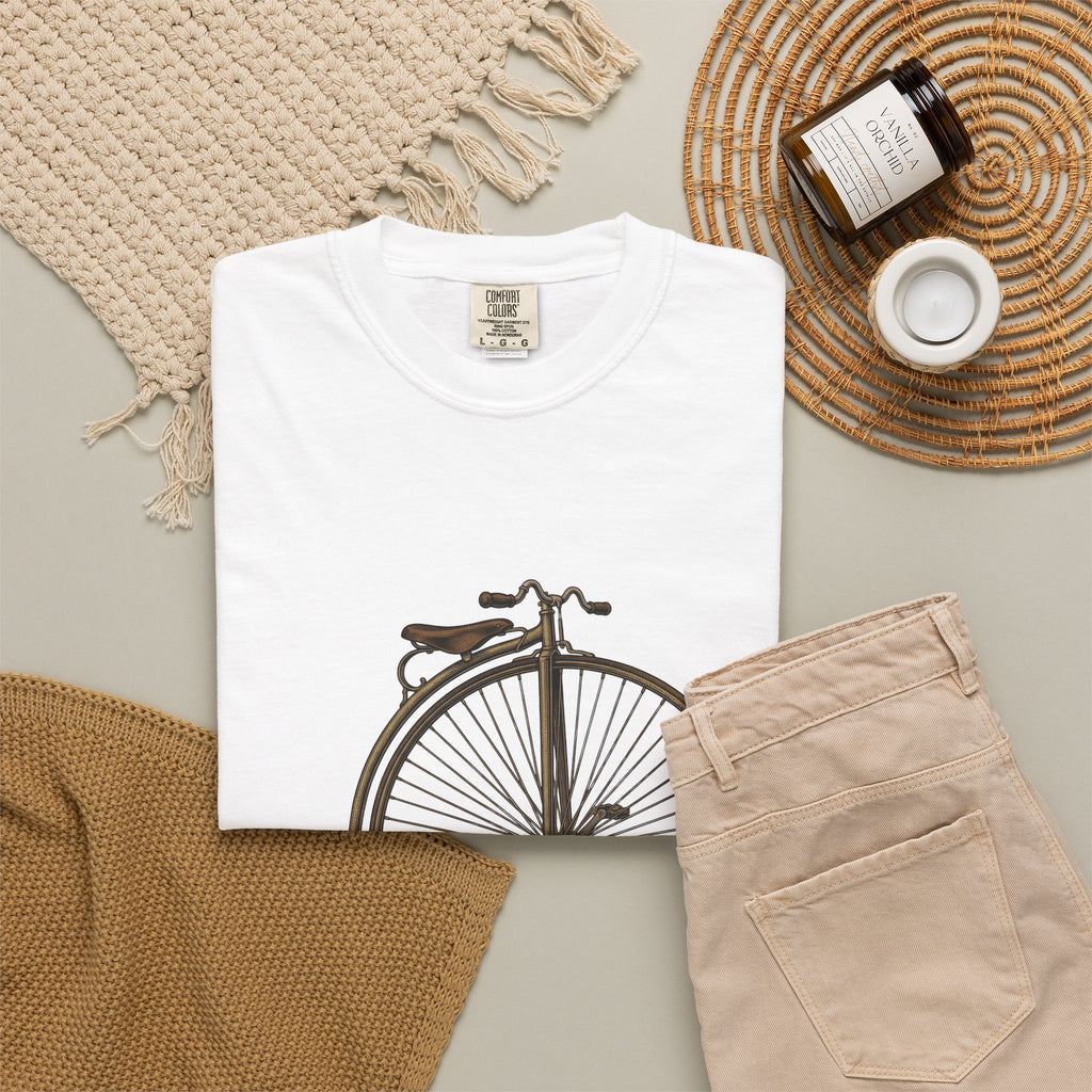 Classic Bicycle T-Shirt Sports & Activities Exercise Gift Women Line Art T-Shirt Bike T-Shirt Athlete Enthusiast Illustration Graphic Fitness