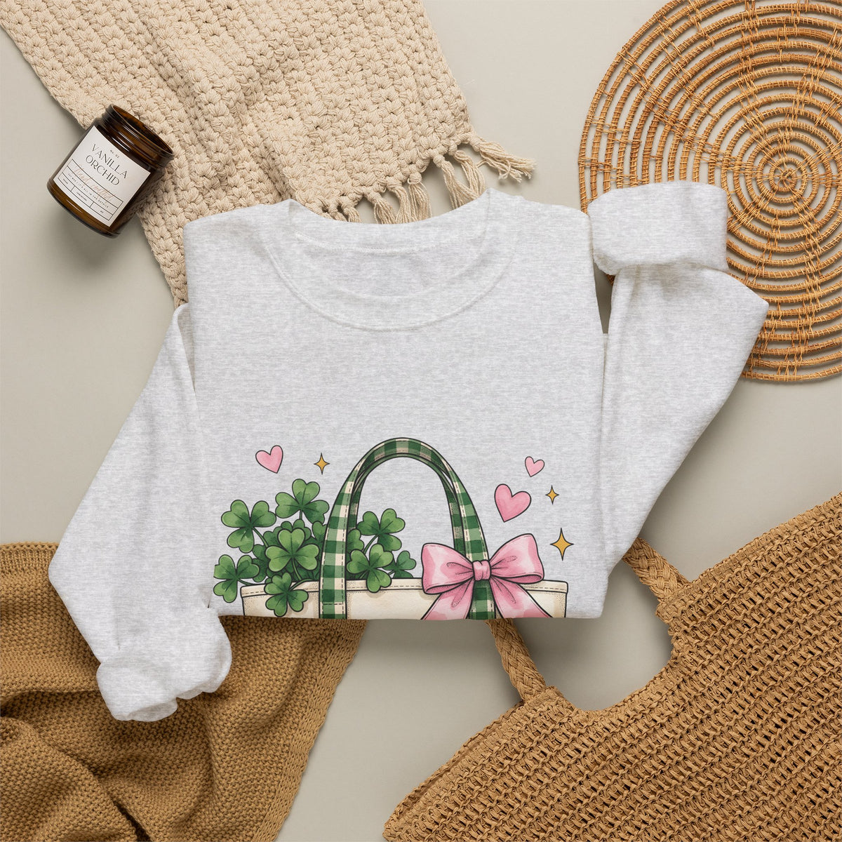 Clover Sweatshirt Sweatshirt St Patrick's Day Celebration Gift Women Paint Sweatshirt Tote Sweatshirt Shamrock Fan Painted Sweatshirt Party Graphic Sketch Pink