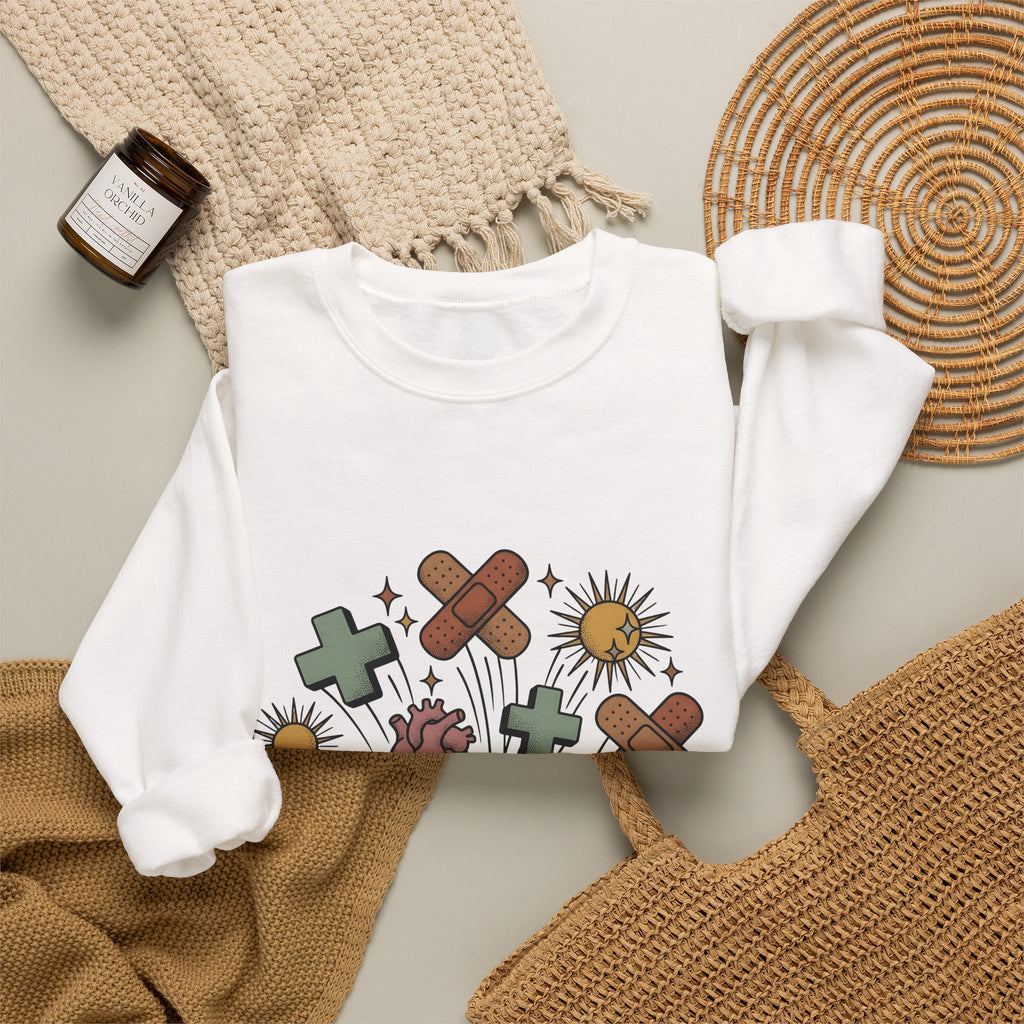 Anatomical Heart Sweatshirt Nurses Thank You Gift Women Classic Sweatshirt Heart Diagram Sweatshirt Nurse Practitioner Enthusiast Vintage Sweatshirt