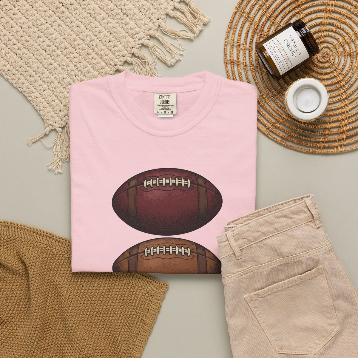 Soccer Group T-Shirt Sports Athletics Gift Women Retro T-Shirt Football Team T-Shirt Athlete Enthusiast Vintage T-Shirt Fitness Graphic Line Art