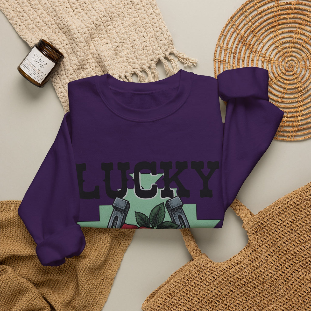 Horseshoe Rose Sweatshirt Cowgirl Ranch Gift Women Line Art Sweatshirt Rosebud Sweatshirt Cowgirl Fan Minimalist Sweatshirt Farmhouse Graphic Classic Shape