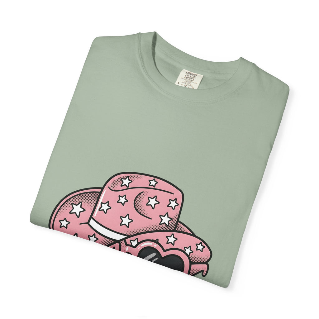 Cowboy Hat T-Shirt Cute Cowgirl Gift Women Comic T-Shirt Stetson T-Shirt Adorable Fan Cartoon T-Shirt Rodeo Graphic Vintage Heart Glasses T-Shirt