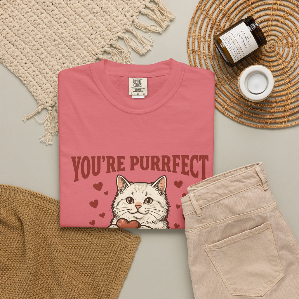 Kitten T-Shirt T-Shirt Cat Hearts Gift Women Retro T-Shirt Coffee T-Shirt T-Shirt Cat Fan Feline T-Shirt Vintage T-Shirt Valentine Graphic Sketch Love Symbols