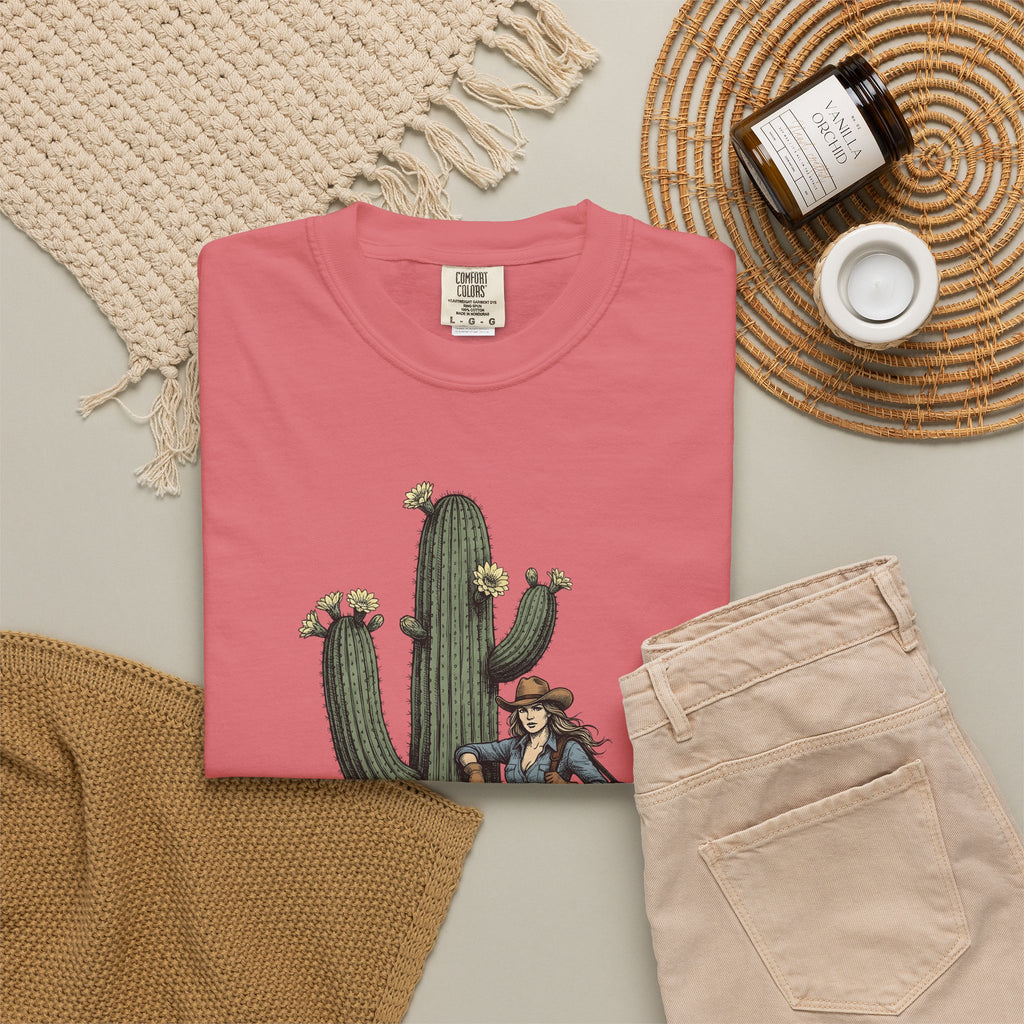 Cowgirl Cactus Cowgirl Ranch Gift Western Prickly Pear Cowboy Fan Rodeo Farm Vintage Saddle T-Shirt