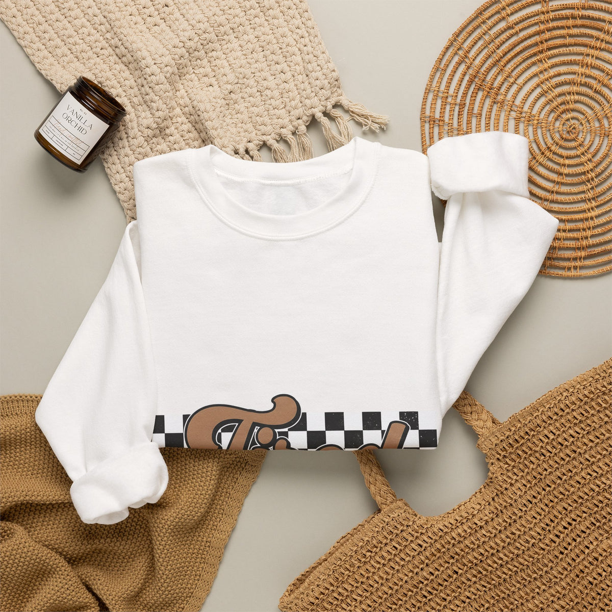 Cursive Font Sweatshirt Mom Comedy Gift Women Nostalgic Sweatshirt Script Sweatshirt Mother Fan Vintage Sweatshirt Humor Graphic Old-Fashioned Check Pattern
