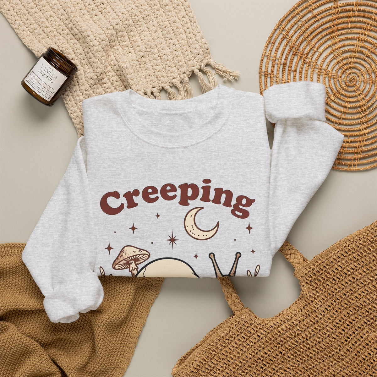 Skeleton Snail Sweatshirt Halloween Horror Gift Women Retro Sweatshirt Snail Sweatshirt Horror Fan Creepy Graphic Sweatshirt Sketch Toadstool Sweatshirt