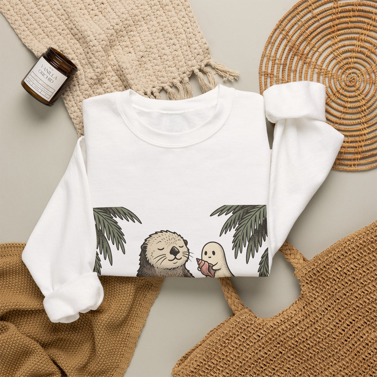 Otter Wave Sweatshirt Sports Seaside Gift Women Playful Sweatshirt Otter Sweatshirt Athlete Fan Cartoon Sweatshirt Coastal Graphic Old School Apparition Sweatshirt