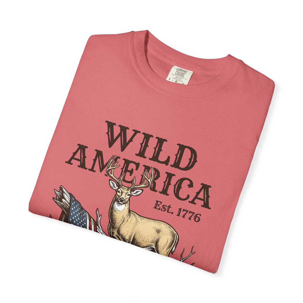 Deer Artwork America Liberty Gift Antique Fawn American Fan Vintage Freedom Doodle National Flag T-Shirt