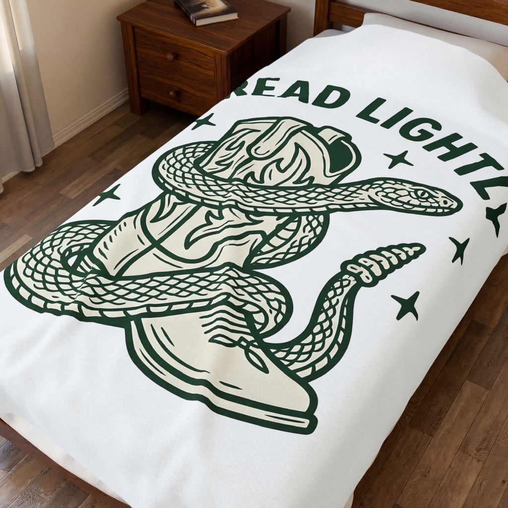 Serpent Cowboy Boot Western Camping Gift Rustic Snake Boot Cowboy Fan Country Outdoor Retro Blanket