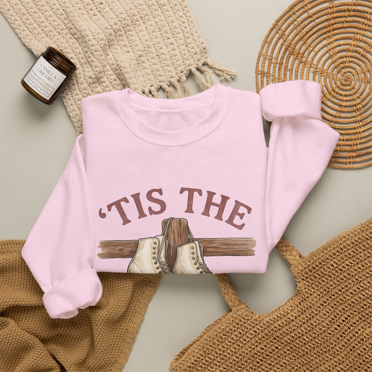 Skating Boots Sweatshirt Christmas Frost Gift Women Doodle Sweatshirt Ice Skates Sweatshirt Christmas Fan Ice Skate Sweatshirt Frosty Graphic Illustration