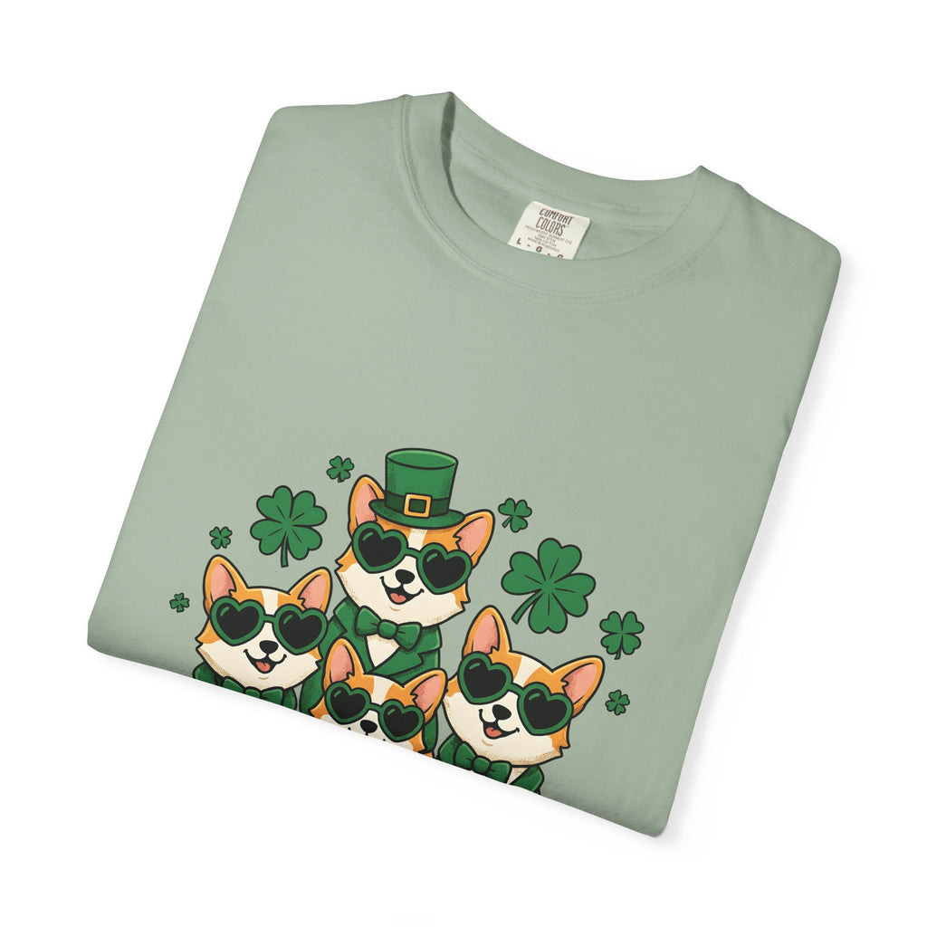 Corgi Puppies T-Shirt St Patrick's Day Pet Owner Gift Women Comic T-Shirt Puppy T-Shirt Shamrock Fan Cartoon T-Shirt Dog Mom Graphic Chibi Clover