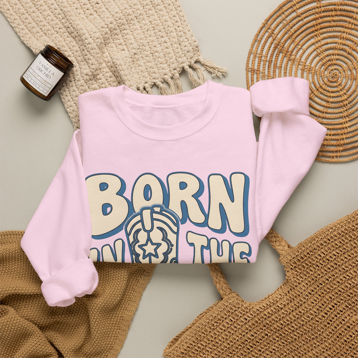 Ranch Boot Sweatshirt America 4Th Of July Livestock Gift Women Hand Drawn Sweatshirt Cowboy Boot Sweatshirt Patriot Fan Cow Illustration Sweatshirt Striking
