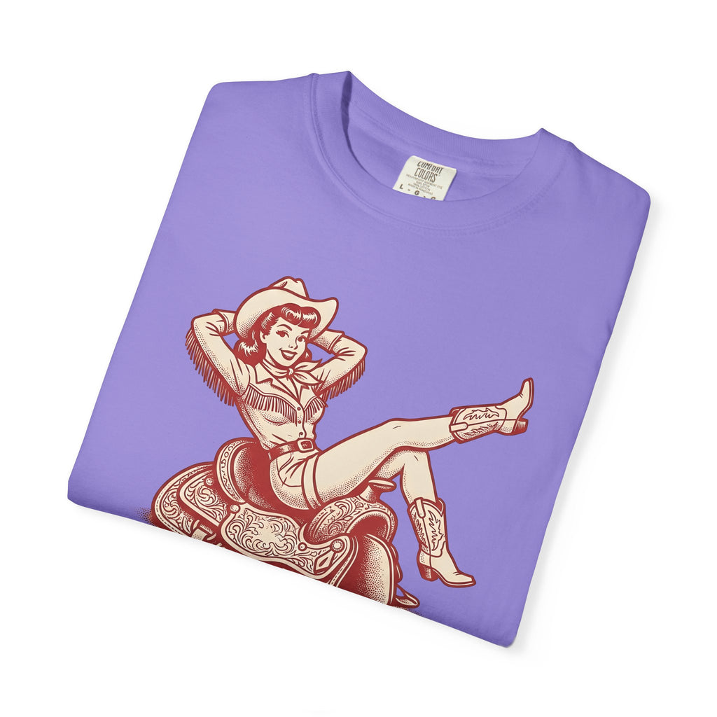 Pinup Cowgirl T-Shirt Cowgirl Rodeo Gift Women Western T-Shirt Cowgirl T-Shirt Cowboy Fan Western Art T-Shirt Rodeo Graphic Vintage Saddle T-Shirt