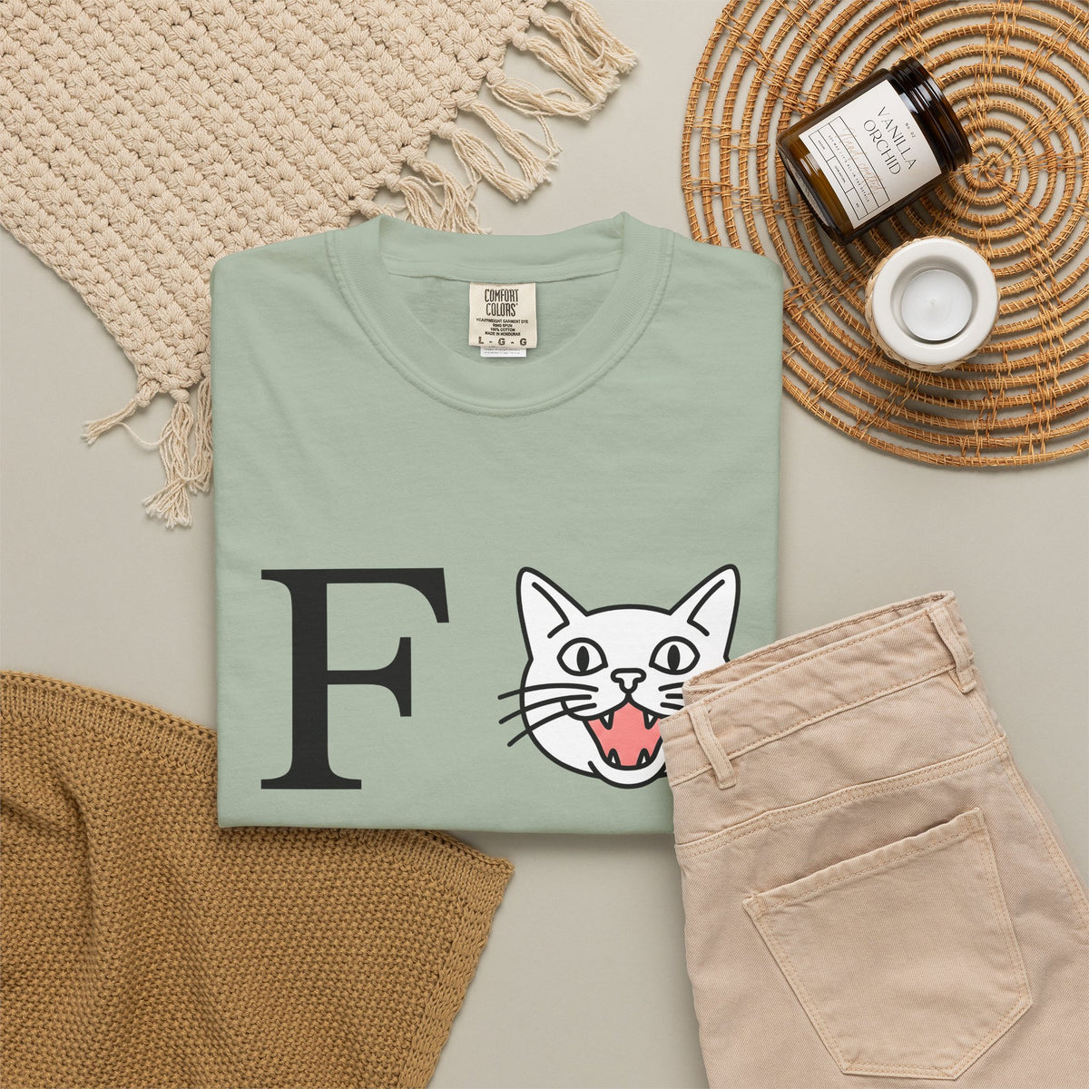 Cat Face Graphic T-Shirt Cat Humor Gift Women Minimalist T-Shirt Kitty T-Shirt Feline Fan Simple T-Shirt Funny Graphic Modern Bold Letters T-Shirt