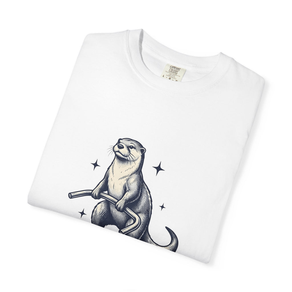 Strong Otter T-Shirt Funny Animal Gift Women Vintage T-Shirt Otter T-Shirt Humor Fan Retro T-Shirt Wildlife Graphic Hand Drawn Stars T-Shirt