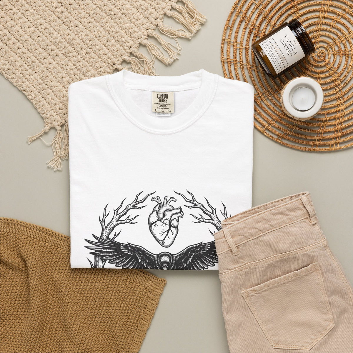 Raven Love T-Shirt Gothic Gloom Gift Women Spooky T-Shirt Crow Love T-Shirt Dark Fan Creepy T-Shirt Dark Illustration Hand Drawn Antler Crown