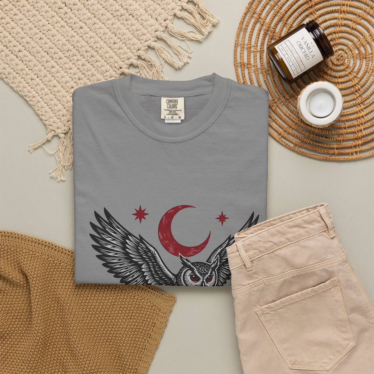 Moon Owl T-Shirt Gothic Creatures Gift Women Classic T-Shirt Owl T-Shirt Dark Fan Vintage T-Shirt Beast Graphic Ink Shines T-Shirt