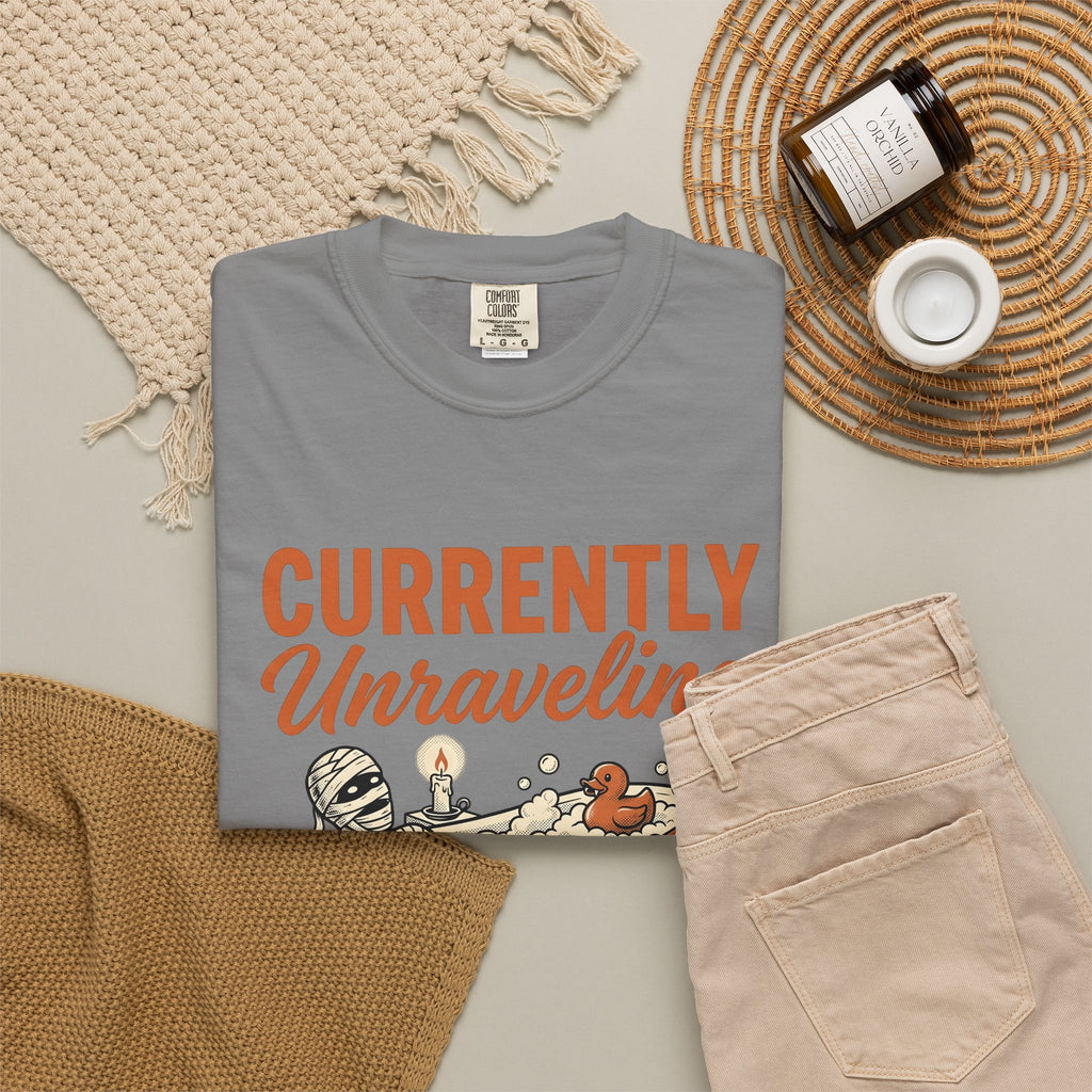 Mummy Bathtub T-Shirt Halloween Humor Gift Women Comic T-Shirt Wrapped Mummy T-Shirt Spooky Fan Cartoon T-Shirt Funny Graphic Vintage Rubber Duck