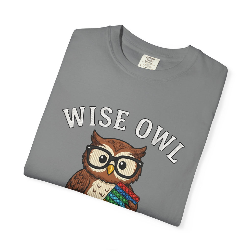 Owl Glasses T-Shirt Teachers Education Gift Women Cartoon T-Shirt Spectacles T-Shirt Educator Enthusiast Comic T-Shirt Learning Graphic Vintage