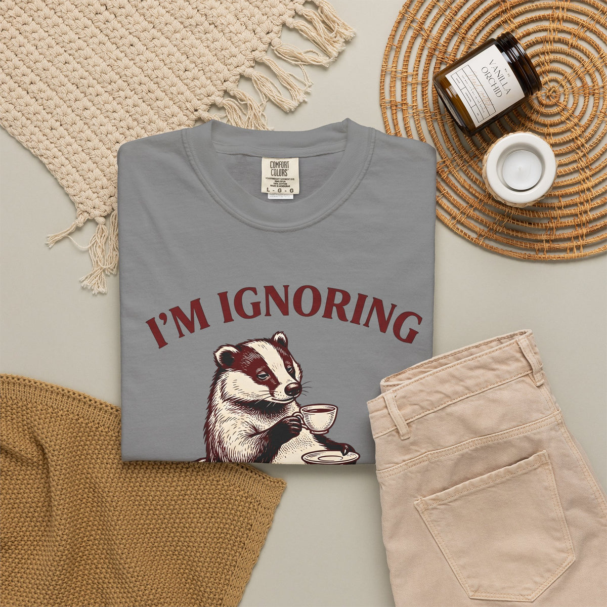 Badger Tea Funny Creatures Gift Sketch Tea Humor Fan Drawing Cartoon Tea Cup T-Shirt