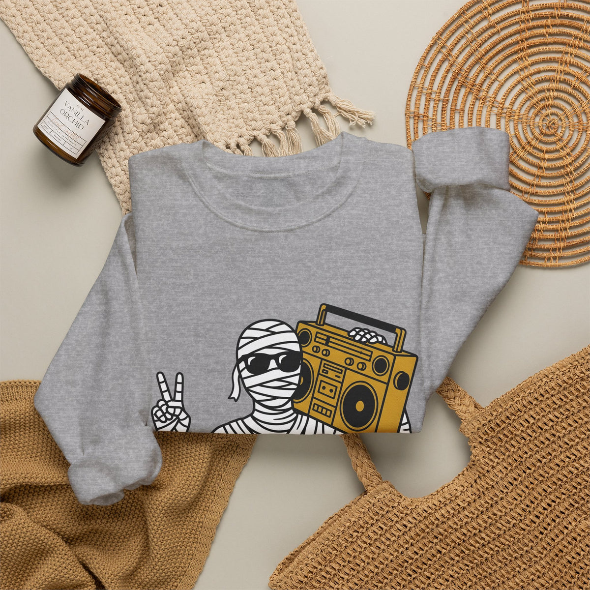Mummy Boombox Halloween Audio Gift Sketch Wrapped Mummy Horror Fan Monster Drawing Old Sweatshirt