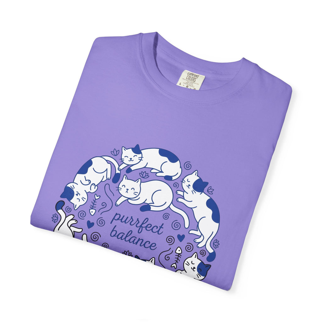 Sleeping Cats T-Shirt Cat Animals Gift Women Doodle T-Shirt Kitten T-Shirt Cat Fan Feline T-Shirt Cartoon Graphic Wildlife Illustration Minimalist