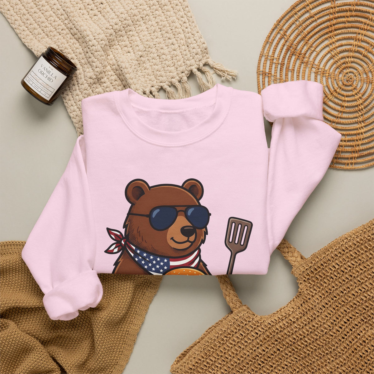 Bear Sandwich Sweatshirt 4th Of July Grilling Gift Women Comic Sweatshirt Sandwich Sweatshirt Independence Fan Cartoon Sweatshirt Barbecue Graphic Vintage